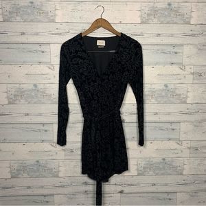 Saylor Rebecca Velvet Burnout Romper Black Size XS